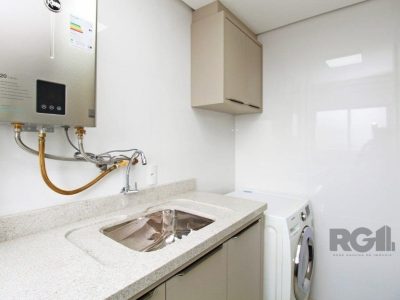 Apartamento à venda com 98m², 3 quartos, 1 suíte, 2 vagas no bairro Vila Ipiranga em Porto Alegre - Foto 9