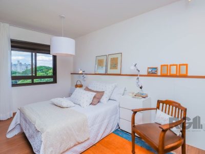 Apartamento à venda com 67m², 2 quartos, 1 suíte, 1 vaga no bairro Passo d'Areia em Porto Alegre - Foto 6