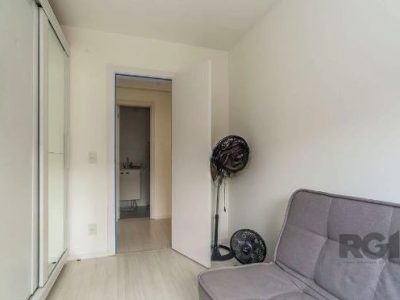 Apartamento à venda com 67m², 2 quartos, 1 suíte, 1 vaga no bairro Passo d'Areia em Porto Alegre - Foto 10