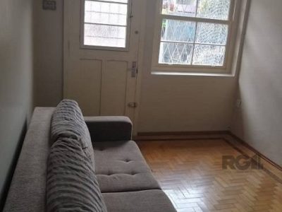 Casa à venda com 124m², 4 quartos, 1 vaga no bairro Petrópolis em Porto Alegre - Foto 5