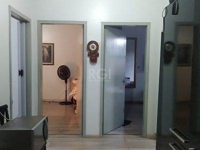 Apartamento à venda com 90m², 3 quartos no bairro Partenon em Porto Alegre - Foto 6