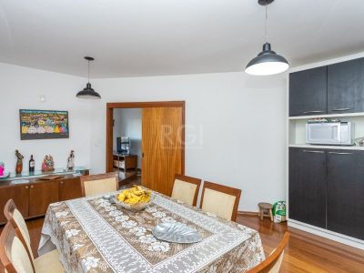 Cobertura à venda com 260m², 4 quartos, 1 suíte, 2 vagas no bairro Higienópolis em Porto Alegre - Foto 11