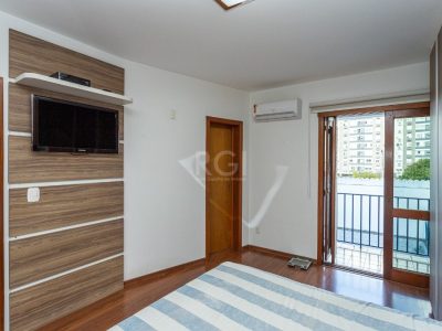 Cobertura à venda com 260m², 4 quartos, 1 suíte, 2 vagas no bairro Higienópolis em Porto Alegre - Foto 20