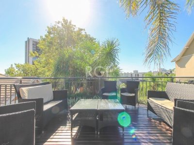 Casa Condominio à venda com 446m², 4 quartos, 4 suítes, 4 vagas no bairro Jardim Carvalho em Porto Alegre - Foto 33