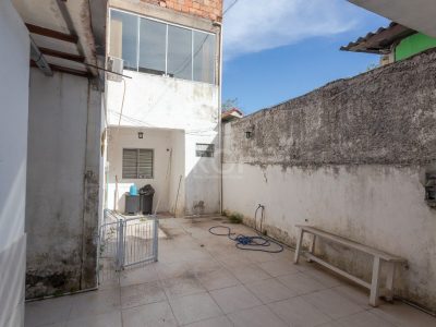 Casa à venda com 231m², 4 quartos, 2 suítes, 4 vagas no bairro Glória em Porto Alegre - Foto 4