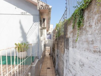 Casa à venda com 231m², 4 quartos, 2 suítes, 4 vagas no bairro Glória em Porto Alegre - Foto 8