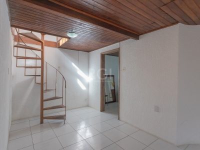 Casa à venda com 231m², 4 quartos, 2 suítes, 4 vagas no bairro Glória em Porto Alegre - Foto 20