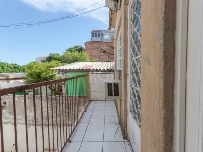 Casa à venda com 231m², 4 quartos, 2 suítes, 4 vagas no bairro Glória em Porto Alegre - Foto 70