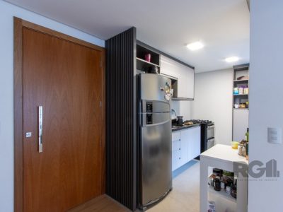 Apartamento à venda com 75m², 2 quartos, 1 suíte, 2 vagas no bairro Tristeza em Porto Alegre - Foto 8