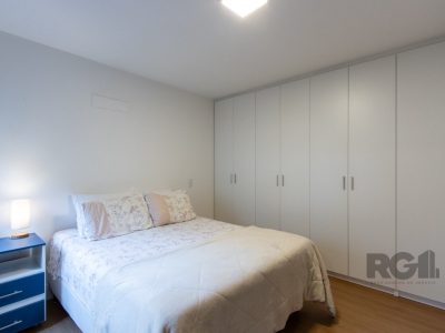 Apartamento à venda com 75m², 2 quartos, 1 suíte, 2 vagas no bairro Tristeza em Porto Alegre - Foto 20