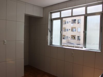 Apartamento à venda com 56m², 2 quartos no bairro Azenha em Porto Alegre - Foto 4