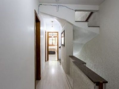 Casa à venda com 181m², 3 quartos, 1 suíte, 2 vagas no bairro Ipanema em Porto Alegre - Foto 37