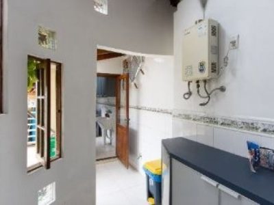 Casa à venda com 181m², 3 quartos, 1 suíte, 2 vagas no bairro Ipanema em Porto Alegre - Foto 39