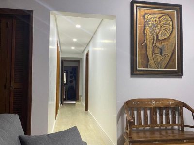 Casa à venda com 220m², 4 quartos, 3 suítes, 6 vagas no bairro Jardim Botânico em Porto Alegre - Foto 13