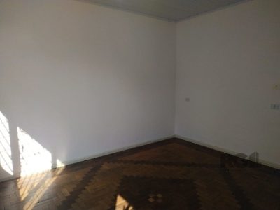 Casa à venda com 152m², 2 quartos, 1 vaga no bairro Vila Ipiranga em Porto Alegre - Foto 4