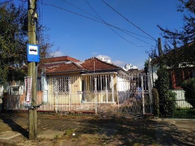 Casa à venda com 152m², 2 quartos, 1 vaga no bairro Vila Ipiranga em Porto Alegre - Foto 7