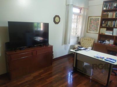 Apartamento à venda com 170m², 4 quartos, 1 suíte, 1 vaga no bairro Rio Branco em Porto Alegre - Foto 11