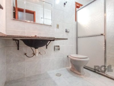 Casa à venda com 130m², 3 quartos, 1 suíte, 2 vagas no bairro Jardim Itu em Porto Alegre - Foto 17