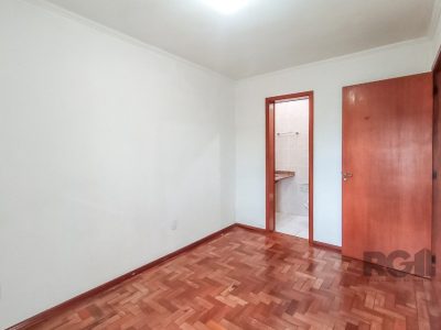 Casa à venda com 130m², 3 quartos, 1 suíte, 2 vagas no bairro Jardim Itu em Porto Alegre - Foto 21