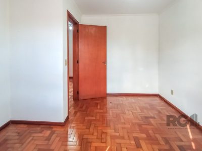 Casa à venda com 130m², 3 quartos, 1 suíte, 2 vagas no bairro Jardim Itu em Porto Alegre - Foto 25