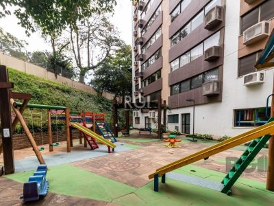 Apartamento à venda com 107m², 3 quartos, 1 suíte, 1 vaga no bairro Higienópolis em Porto Alegre - Foto 32