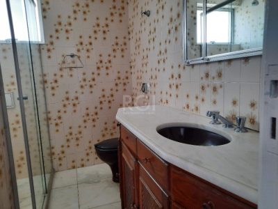 Apartamento à venda com 80m², 2 quartos, 1 vaga no bairro Moinhos de Vento em Porto Alegre - Foto 5