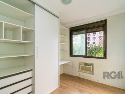 Apartamento à venda com 88m², 3 quartos, 1 suíte, 1 vaga no bairro Tristeza em Porto Alegre - Foto 5