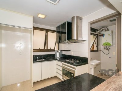 Apartamento à venda com 88m², 3 quartos, 1 suíte, 1 vaga no bairro Tristeza em Porto Alegre - Foto 6