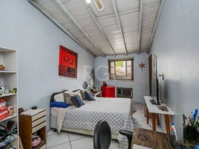 Casa à venda com 290m², 3 quartos, 4 vagas no bairro Santo Antônio em Porto Alegre - Foto 25