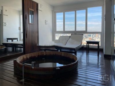 Apartamento à venda com 65m², 2 quartos, 1 suíte, 1 vaga no bairro Centro Histórico em Porto Alegre - Foto 25