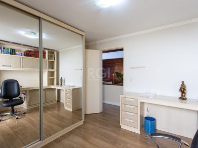 Casa Condominio à venda com 175m², 3 quartos, 1 suíte, 2 vagas no bairro Tristeza em Porto Alegre - Foto 40