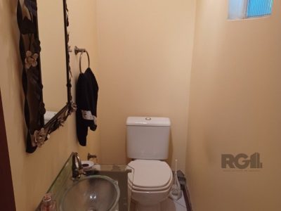 Casa à venda com 250m², 3 quartos, 3 suítes, 3 vagas no bairro Partenon em Porto Alegre - Foto 7