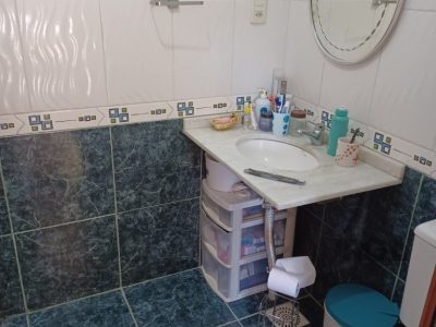 Casa à venda com 250m², 3 quartos, 3 suítes, 3 vagas no bairro Partenon em Porto Alegre - Foto 19