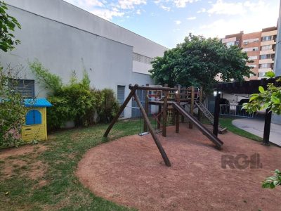 Apartamento à venda com 60m², 2 quartos, 1 suíte, 1 vaga no bairro Partenon em Porto Alegre - Foto 27