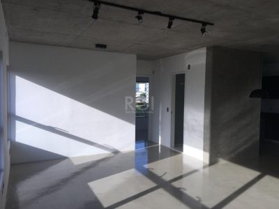 Apartamento à venda com 69m², 2 quartos, 2 vagas no bairro Petrópolis em Porto Alegre - Foto 2