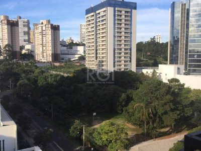 Apartamento à venda com 69m², 2 quartos, 2 vagas no bairro Petrópolis em Porto Alegre - Foto 11