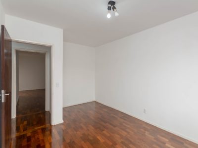 Apartamento à venda com 97m², 3 quartos, 1 suíte, 1 vaga no bairro Cidade Baixa em Porto Alegre - Foto 3