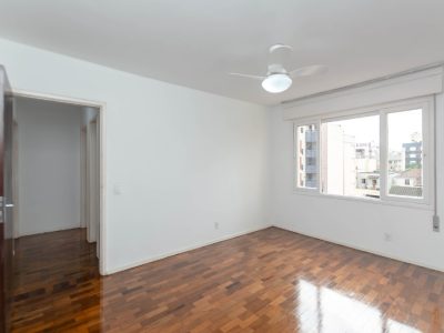 Apartamento à venda com 97m², 3 quartos, 1 suíte, 1 vaga no bairro Cidade Baixa em Porto Alegre - Foto 10