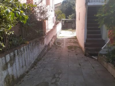 Casa à venda com 659m², 3 quartos, 1 suíte, 1 vaga no bairro Tristeza em Porto Alegre - Foto 5