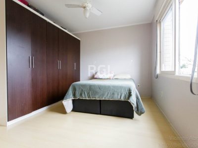 Cobertura à venda com 191m², 3 quartos, 1 suíte, 2 vagas no bairro Jardim Itu em Porto Alegre - Foto 16