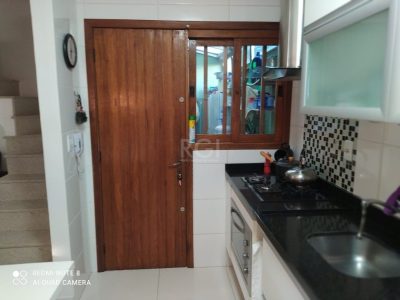 Casa Condominio à venda com 143m², 3 quartos, 1 suíte, 2 vagas no bairro Ipanema em Porto Alegre - Foto 12