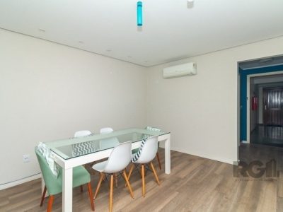 Apartamento à venda com 128m², 3 quartos, 1 suíte, 2 vagas no bairro Rio Branco em Porto Alegre - Foto 7