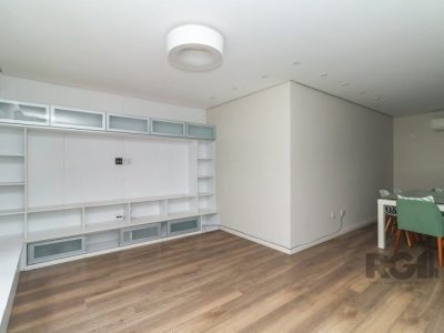 Apartamento à venda com 128m², 3 quartos, 1 suíte, 2 vagas no bairro Rio Branco em Porto Alegre - Foto 2