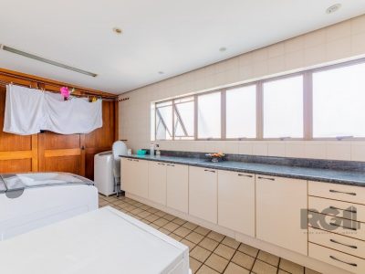 Apartamento à venda com 776m², 4 quartos, 4 suítes, 5 vagas no bairro Moinhos de Vento em Porto Alegre - Foto 45