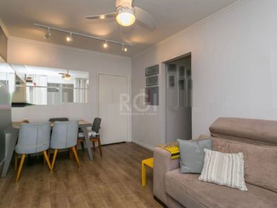 Apartamento à venda com 58m², 2 quartos, 1 vaga no bairro Vila Ipiranga em Porto Alegre - Foto 3