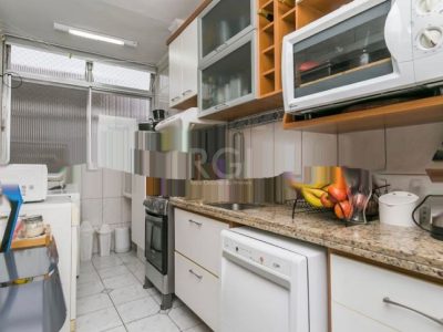 Apartamento à venda com 58m², 2 quartos, 1 vaga no bairro Vila Ipiranga em Porto Alegre - Foto 11