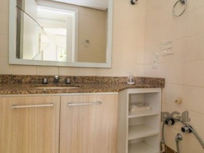 Apartamento à venda com 76m², 2 quartos, 1 vaga no bairro Santana em Porto Alegre - Foto 2