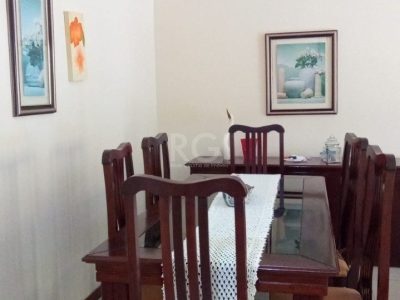 Apartamento à venda com 93m², 2 quartos, 1 vaga no bairro Petrópolis em Porto Alegre - Foto 4