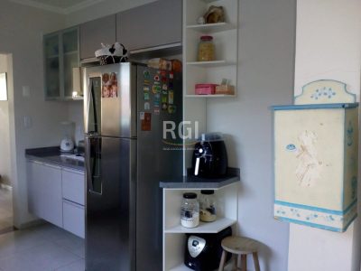 Casa à venda com 155m², 4 quartos, 1 suíte, 3 vagas no bairro Passo d'Areia em Porto Alegre - Foto 10