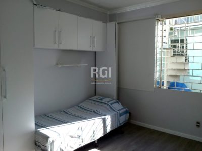 Casa à venda com 155m², 4 quartos, 1 suíte, 3 vagas no bairro Passo d'Areia em Porto Alegre - Foto 16